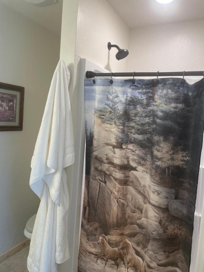 Bryce Canyon Country Inn Tropic Bagian luar foto